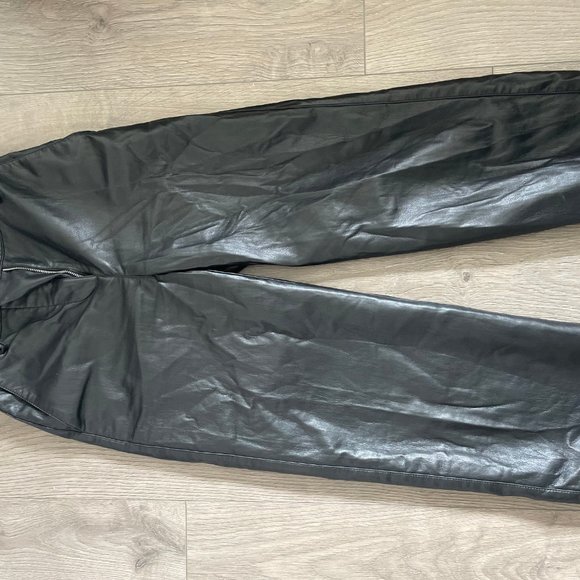 Babaton CONEY PANT - Vegan leather - Picture 4 of 4